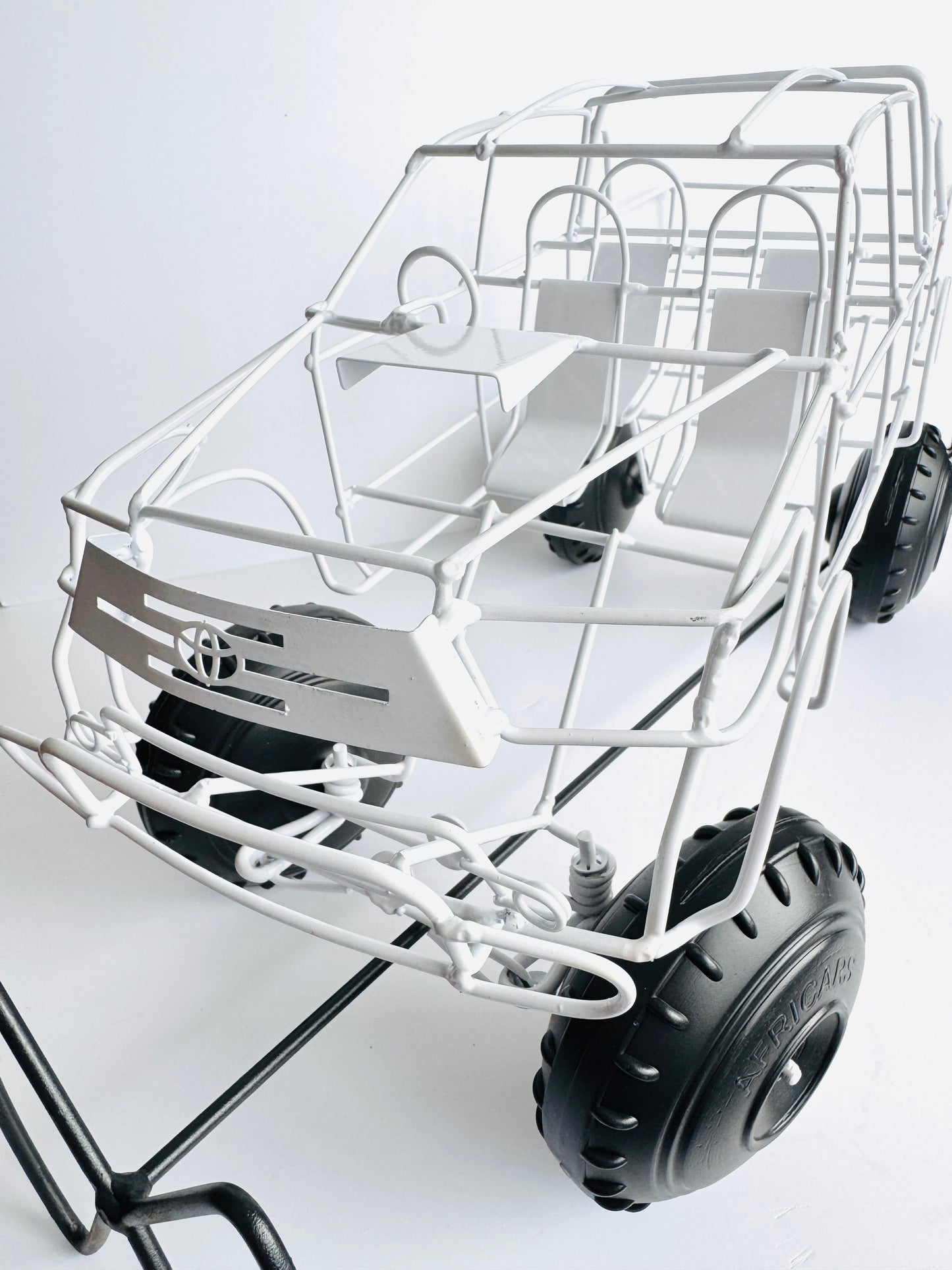 Wire car