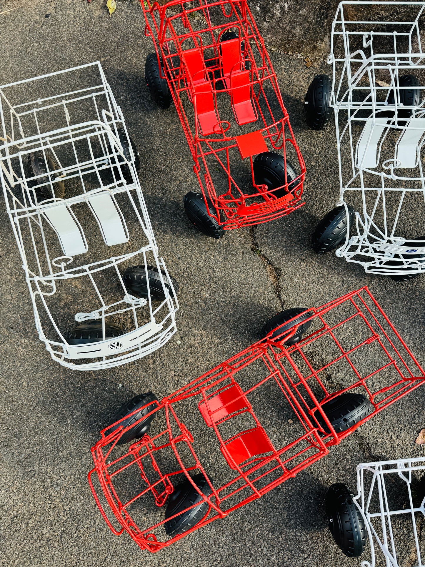 Wire car