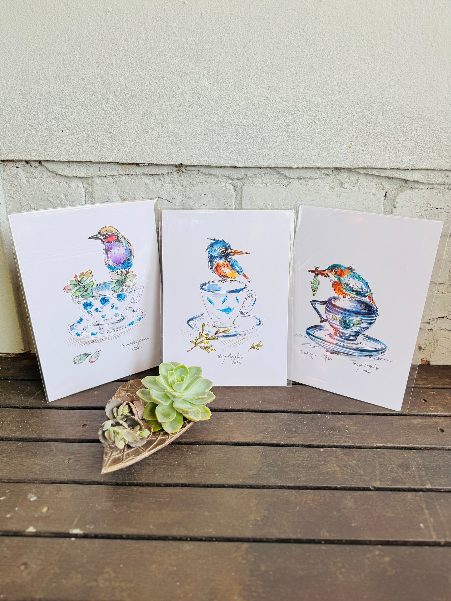 Tiny kingfisher in Cup