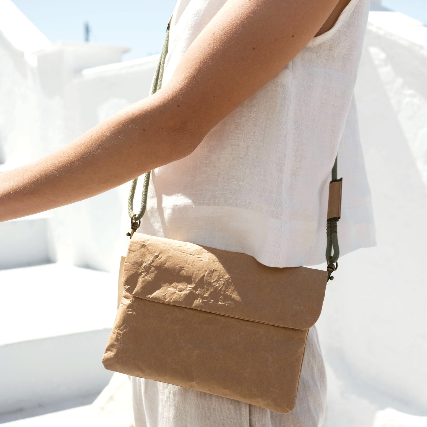 TheWren Mini Sleeve-Natural